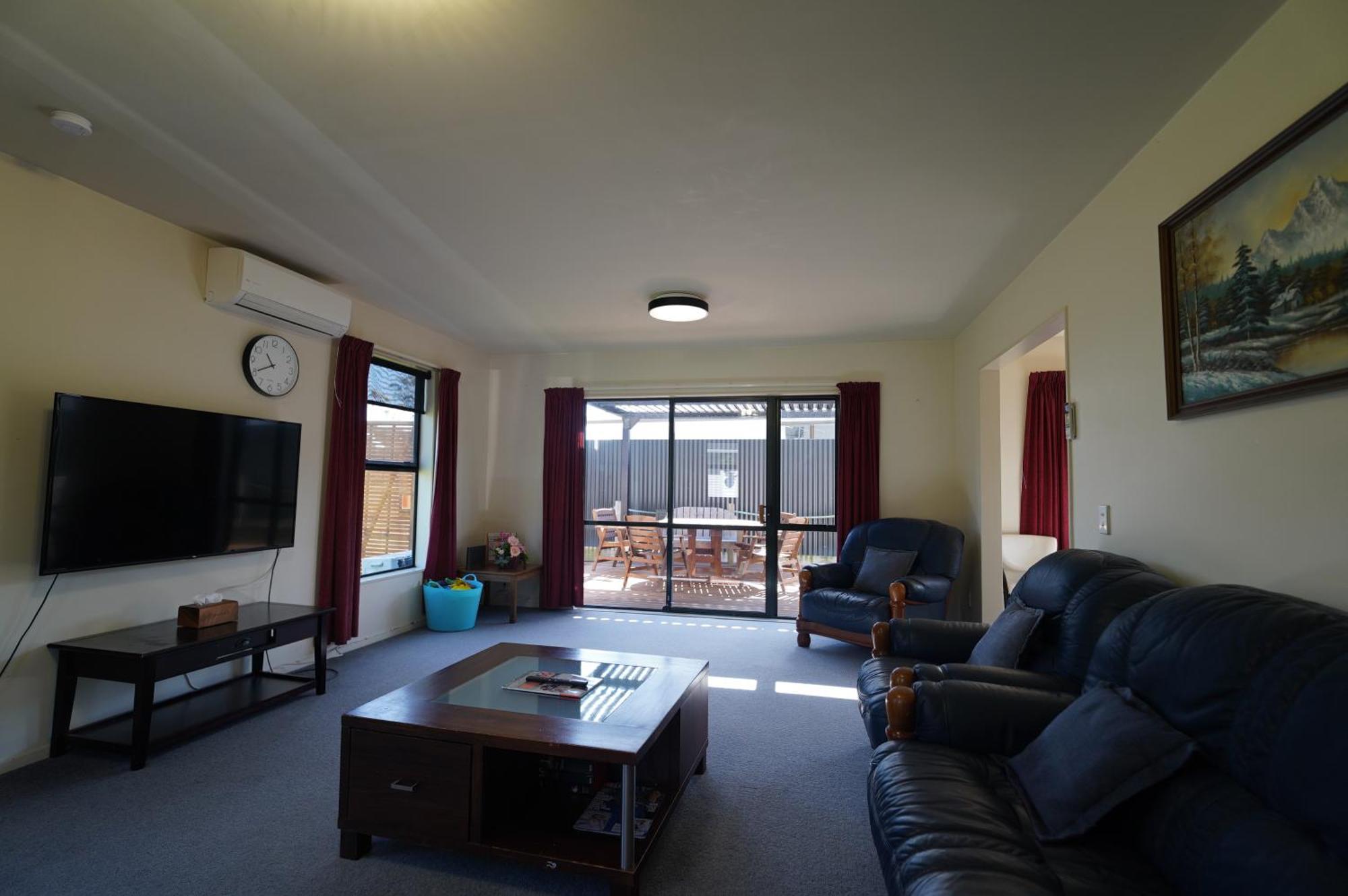Atarau Grove Holiday House Paraparaumu Exterior photo